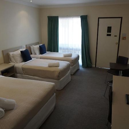 Lincoln Cottage Motor Inn Вага Вага Екстериор снимка