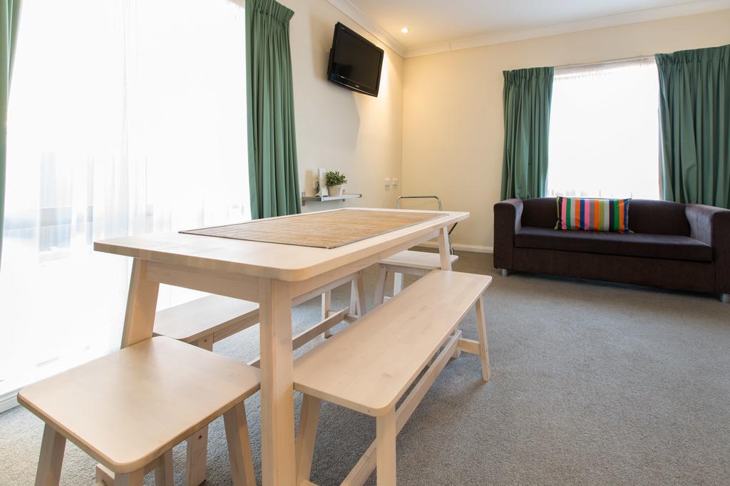 Lincoln Cottage Motor Inn Вага Вага Екстериор снимка