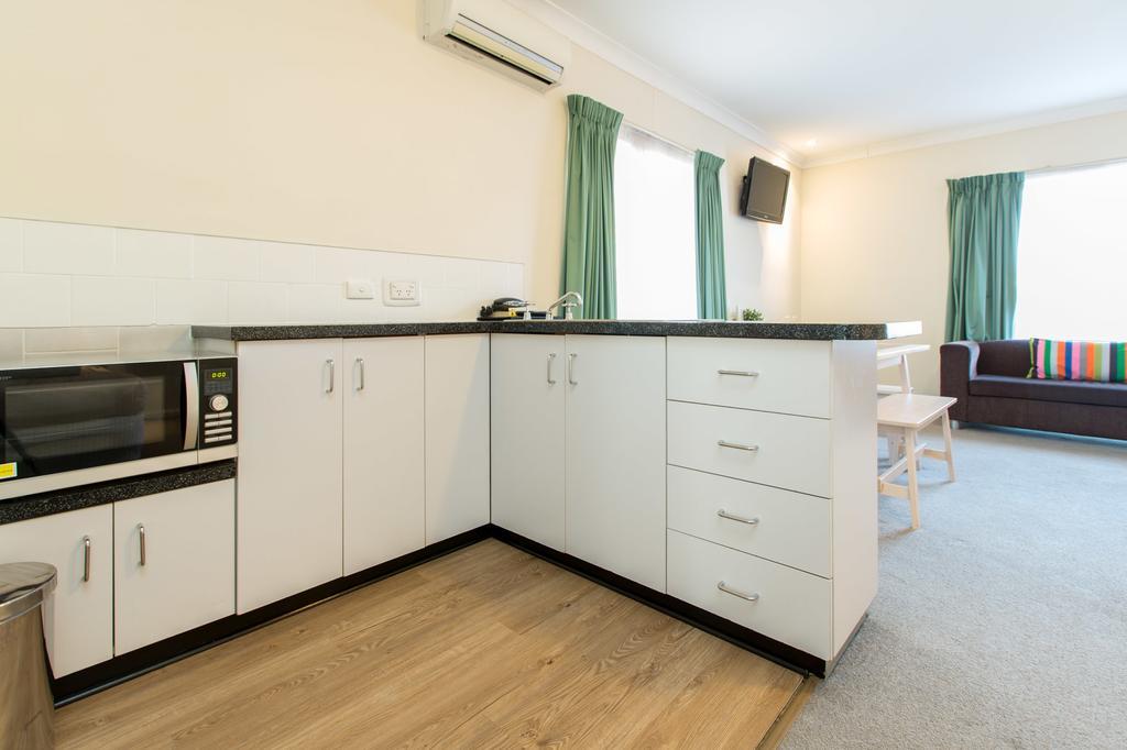 Lincoln Cottage Motor Inn Вага Вага Екстериор снимка