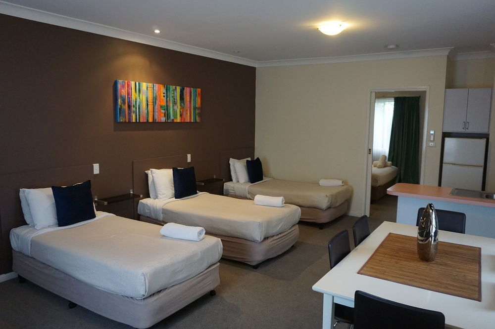 Lincoln Cottage Motor Inn Вага Вага Екстериор снимка