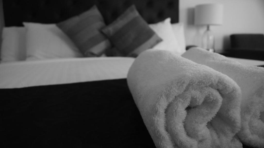 Lincoln Cottage Motor Inn Вага Вага Стая снимка