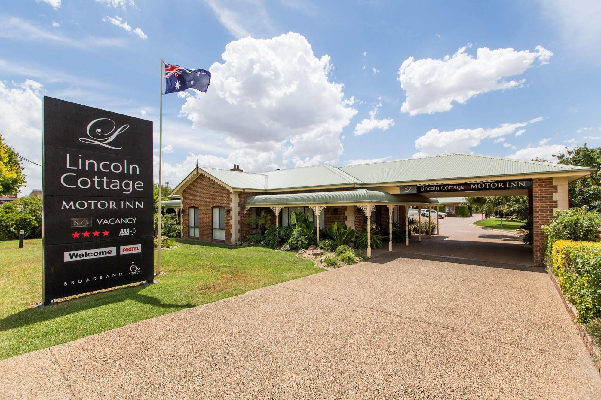 Lincoln Cottage Motor Inn Вага Вага Екстериор снимка