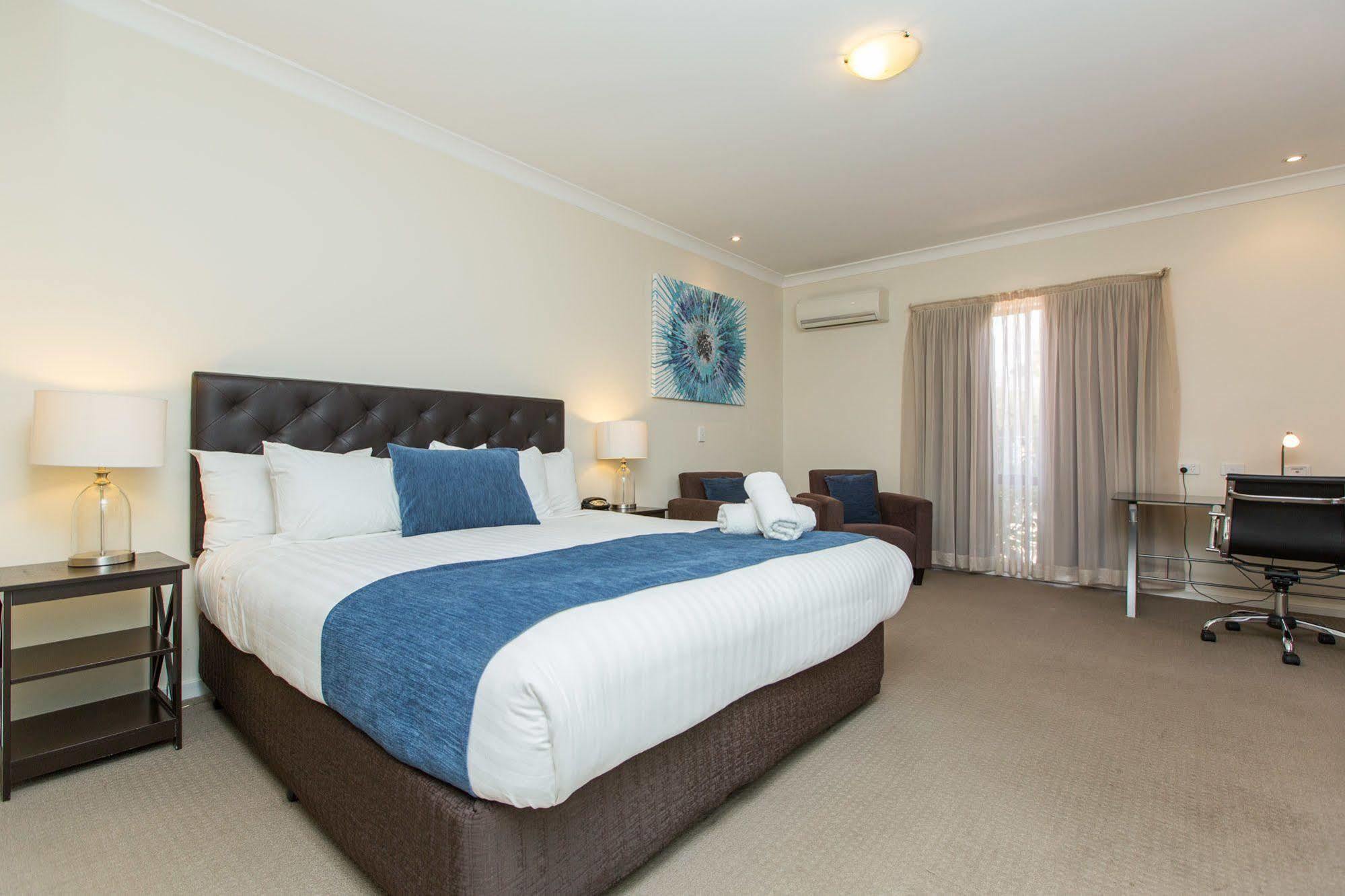 Lincoln Cottage Motor Inn Вага Вага Екстериор снимка