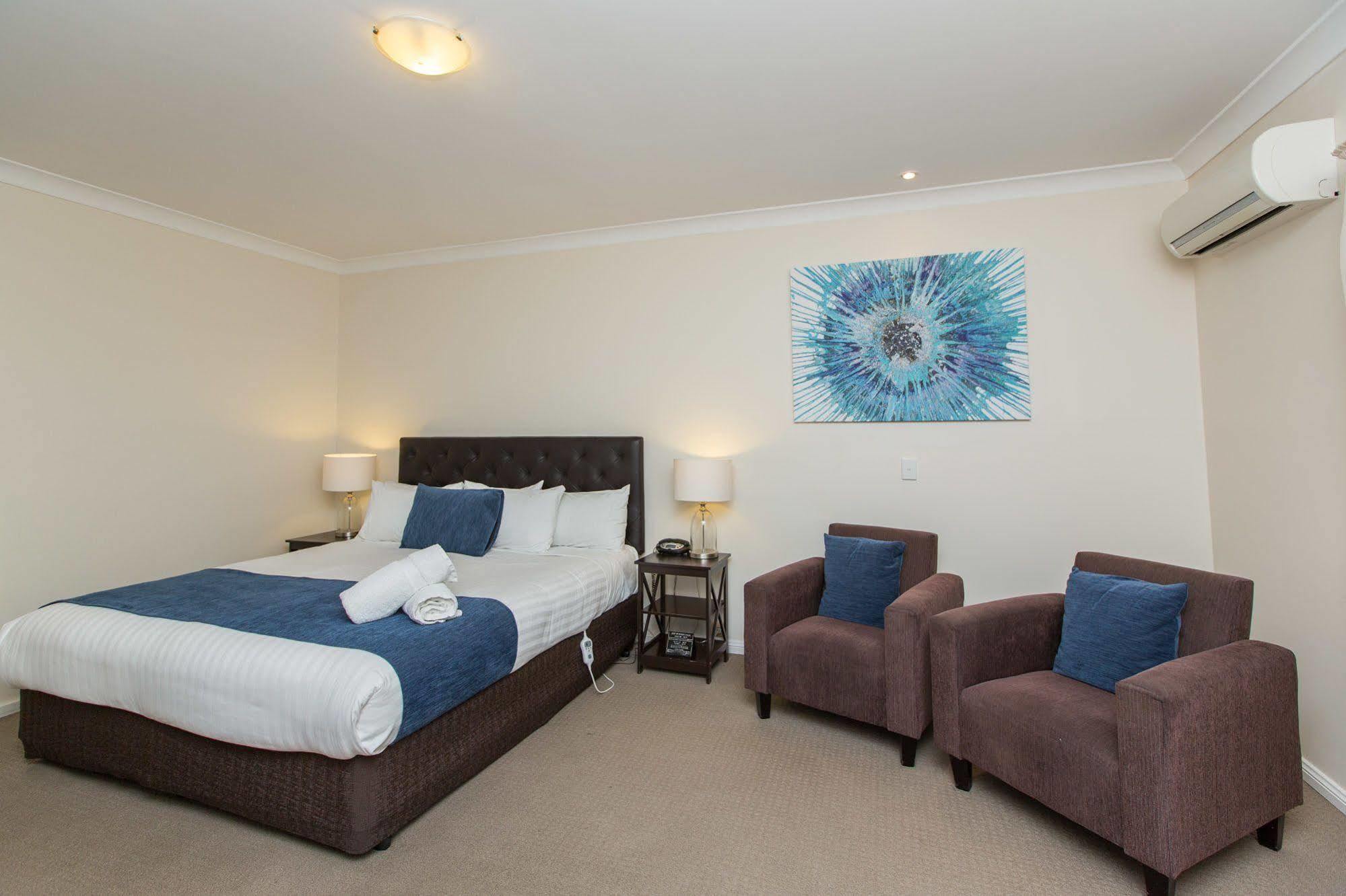 Lincoln Cottage Motor Inn Вага Вага Екстериор снимка